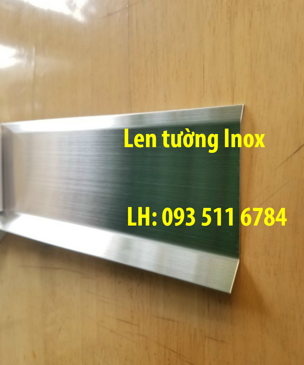 len-chân-tường-inox.jpg